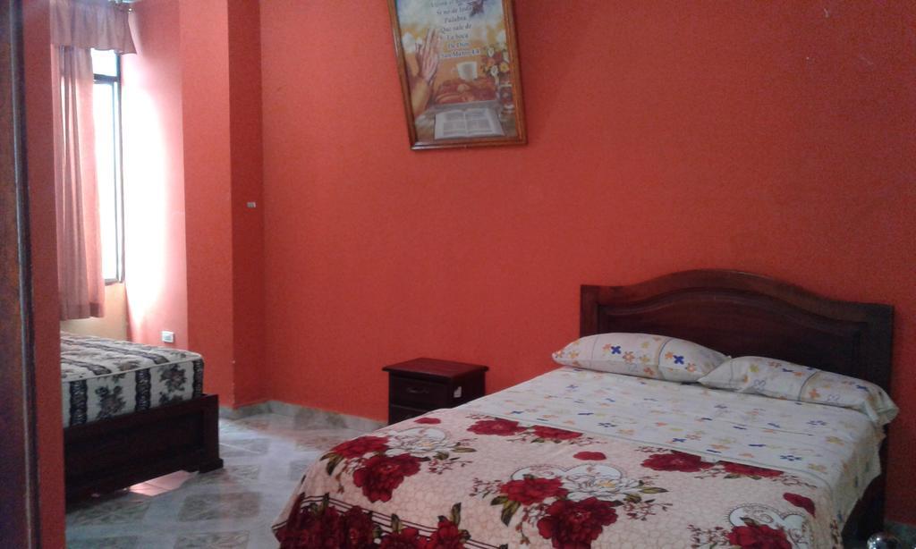 Hostal Jireh Тена Екстериор снимка